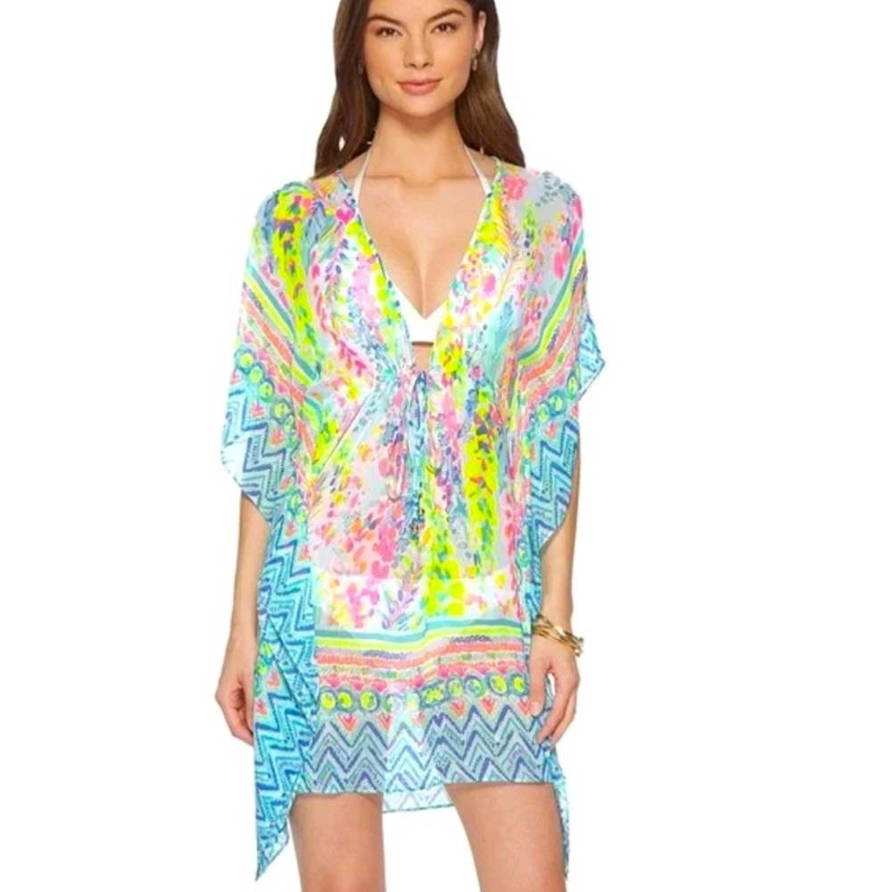 Lilly Pulitzer  “Catch the Wave” Gardenia  Sheer Cover-Up sz Small NWOT